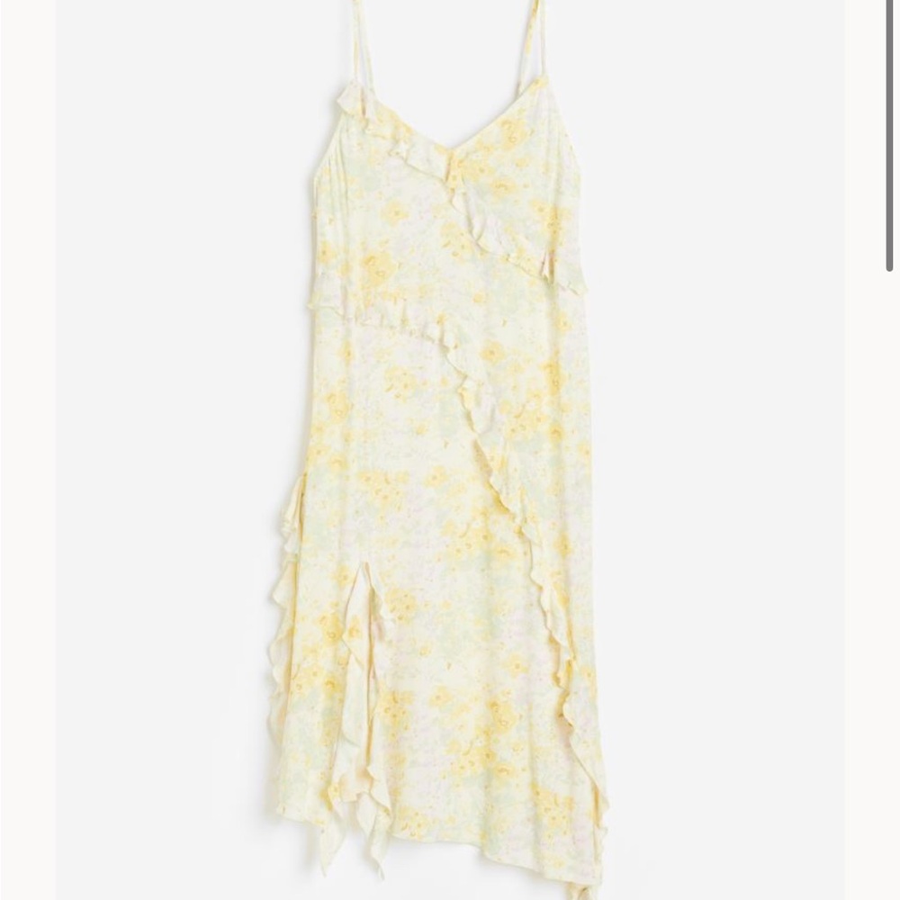 Flounce-trimmed dress